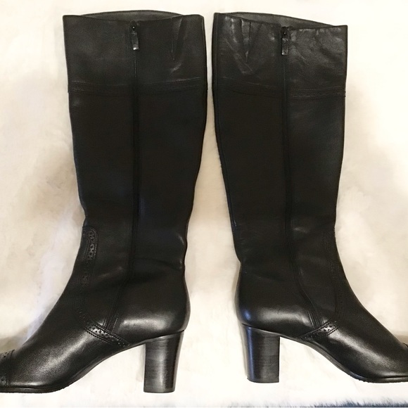 Talbots ALMOST NEW BARELY USED.  Black REAL leather boots with non-skid bottoms. - Picture 13 of 13